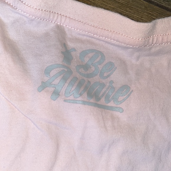 Dutch Bros shirt - Picture 5 of 5